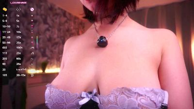LibbieHollemon live cam on Cam4