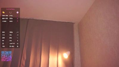 LibbieHollemon live cam on Cam4