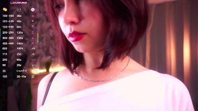 LibbieHollemon live cam on Cam4