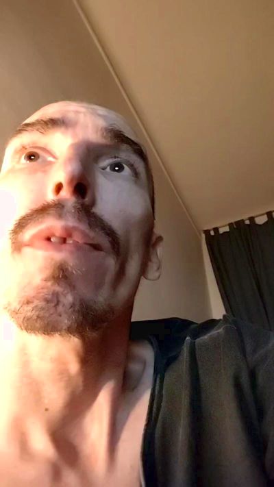 Libero288 live cam on Cam4