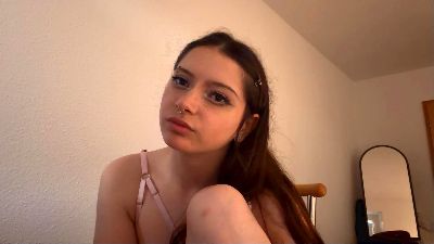 LibertyBucher live cam on Cam4