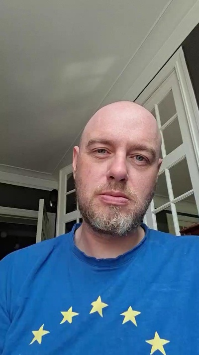 LickasBelgium live cam on Cam4