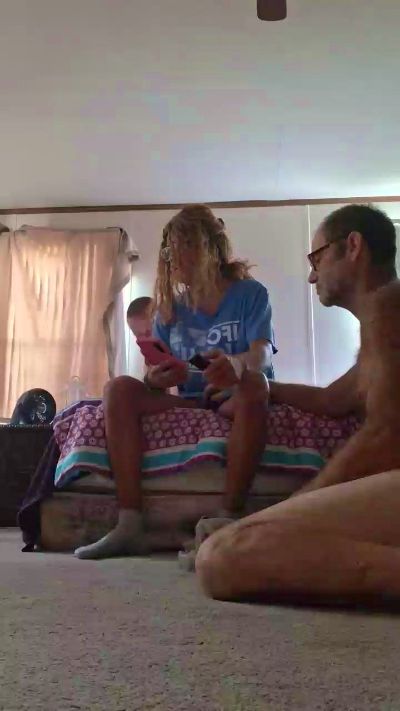 Lickmybottom69 live cam on Cam4