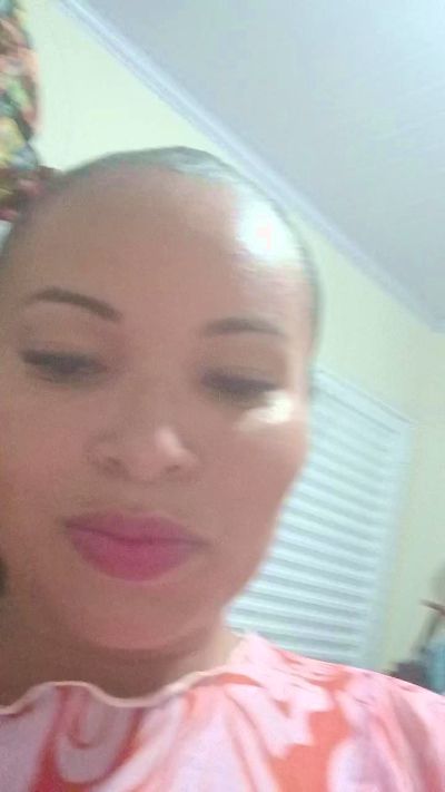 Lidiannysantos live cam on Cam4