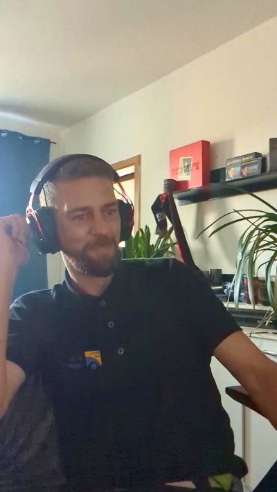 Lienlingsidiot live cam on Cam4