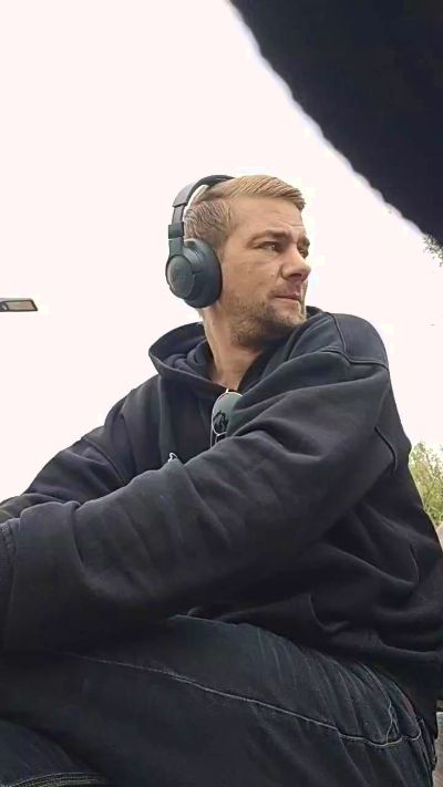 Lienlingsidiot live cam on Cam4