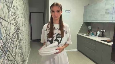 LigiaZmich live cam on Cam4