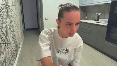 LigiaZmich live cam on Cam4