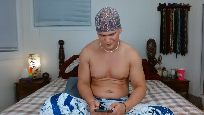 LilCoffeeBean live cam on Cam4