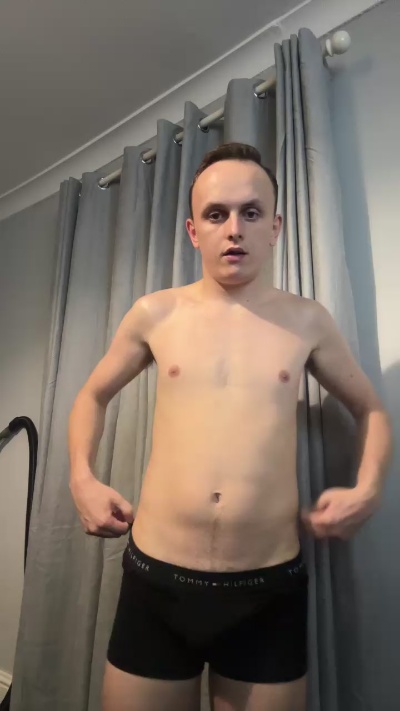 LilLad04 live cam on UnifiedCams