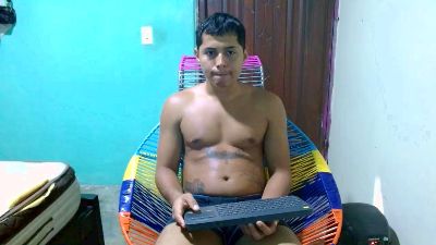 Lil_condor_bby1 live cam on Cam4
