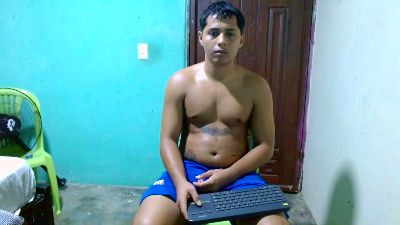 Lil_condor_bby1 live cam on Cam4