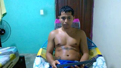 Lil_condor_bby1 live cam on Cam4