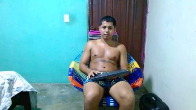 Lil_condor_bby1 live cam on Cam4