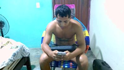 Lil_condor_bby1 live cam on Cam4