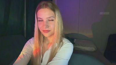 LiliDevargas live cam on Cam4