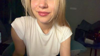 LiliDevargas live cam on Cam4