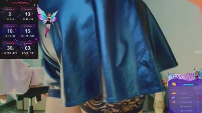 Lili_Crossi live cam on Cam4
