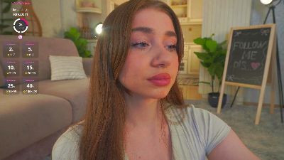 LilianHathaway live cam on Cam4