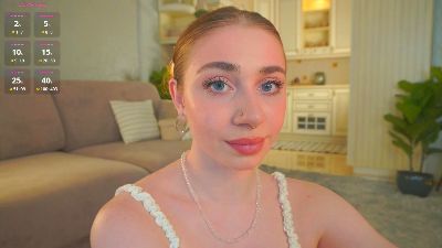LilianHathaway live cam on Cam4