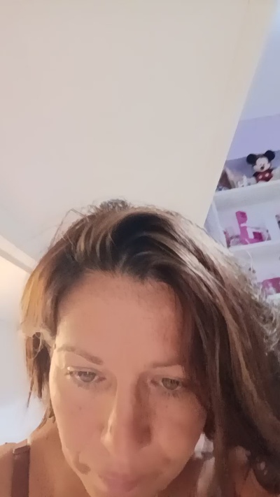 Liliana1980 live cam on Cam4