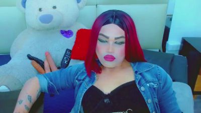 LilieRousse live cam on Cam4