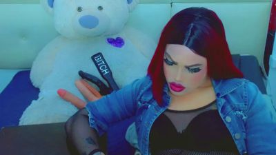 LilieRousse live cam on Cam4