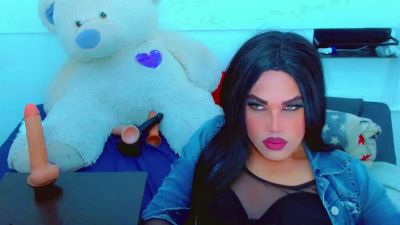LilieRousse live cam on Cam4
