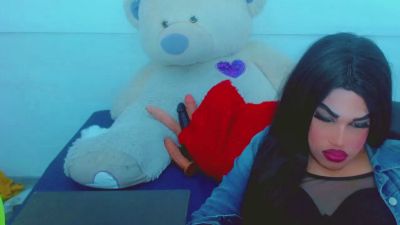LilieRousse live cam on Cam4