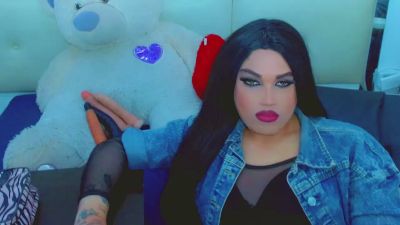 LilieRousse live cam on Cam4