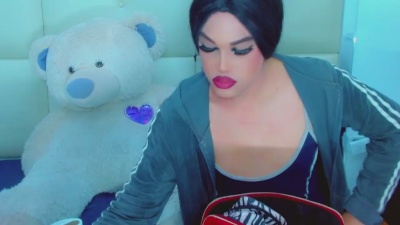LilieRousse live cam on Cam4