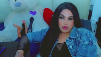 LilieRousse live cam on Cam4