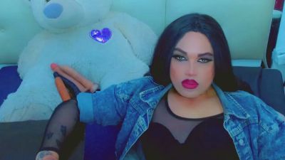 LilieRousse live cam on Cam4