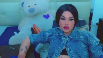 LilieRousse live cam on Cam4