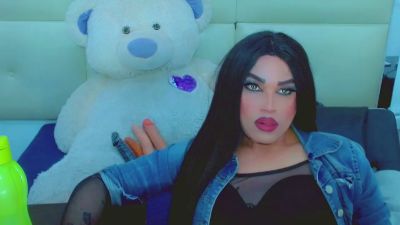LilieRousse live cam on Cam4