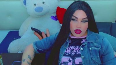 LilieRousse live cam on Cam4