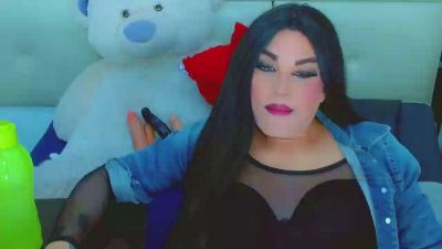 LilieRousse live cam on Cam4