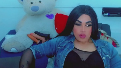 LilieRousse live cam on Cam4