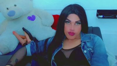 LilieRousse live cam on Cam4