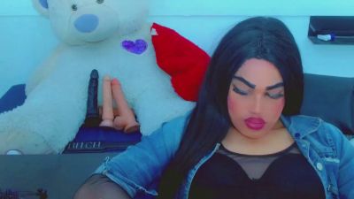 LilieRousse live cam on Cam4