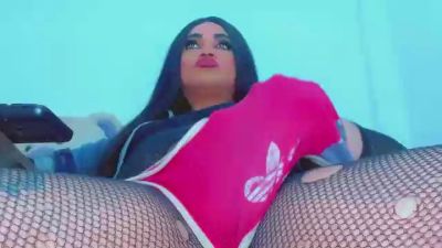 LilieRousse live cam on Cam4