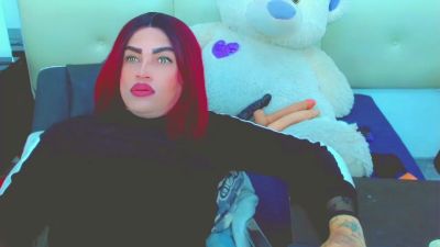 LilieRousse live cam on Cam4