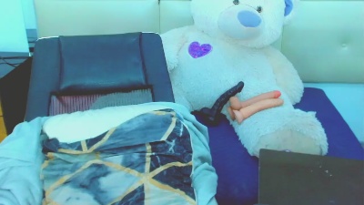 LilieRousse live cam on Cam4