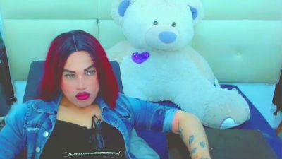 LilieRousse live cam on Cam4