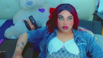 LilieRousse live cam on Cam4