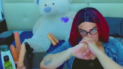 LilieRousse live cam on Cam4