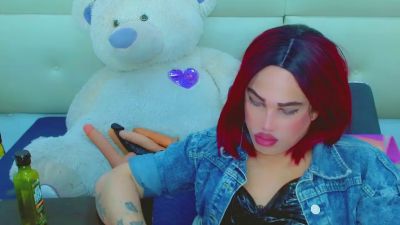 LilieRousse live cam on Cam4