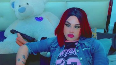 LilieRousse live cam on Cam4