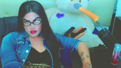 LilieRousse live cam on Cam4