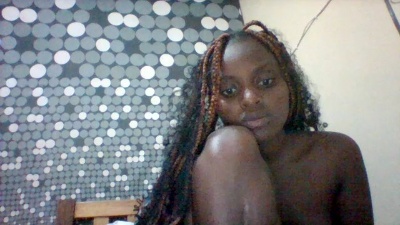 Liligal002 live cam on Cam4